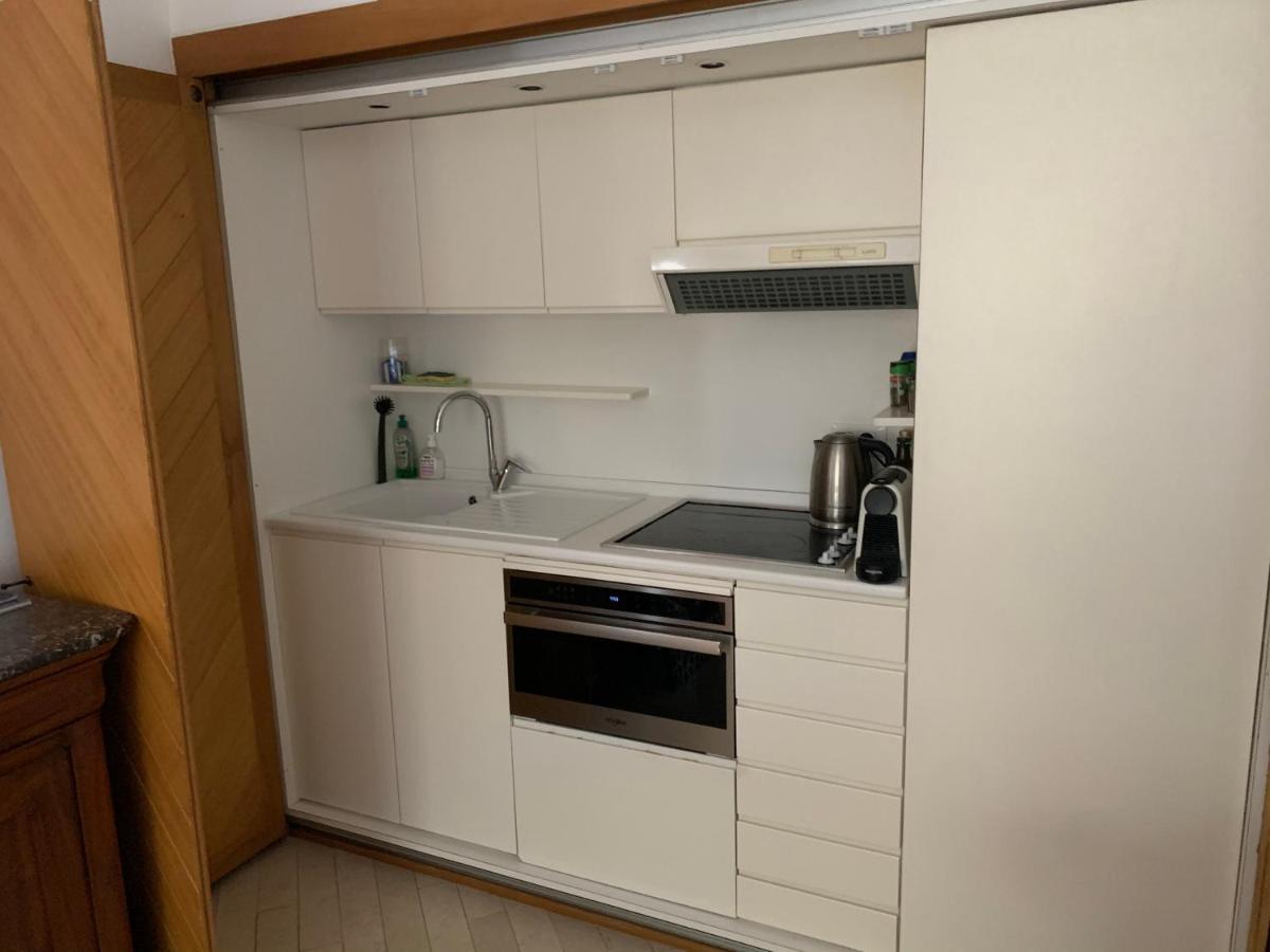 Very Central Suite Apartment With 1Bedroom Next To The Underground Train Station Monaco And 6Min From Casino Place מראה חיצוני תמונה