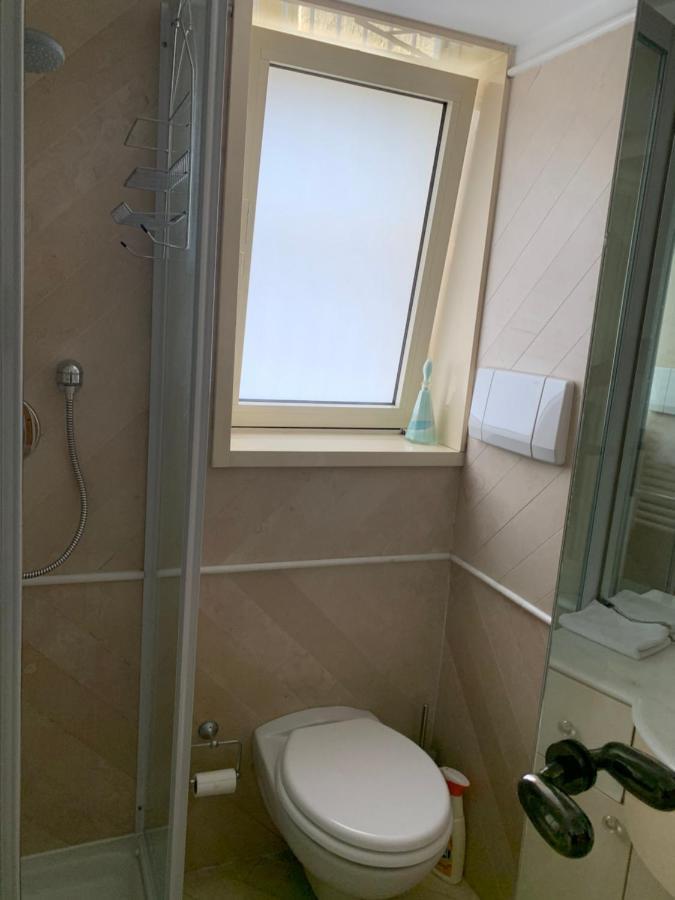 Very Central Suite Apartment With 1Bedroom Next To The Underground Train Station Monaco And 6Min From Casino Place מראה חיצוני תמונה